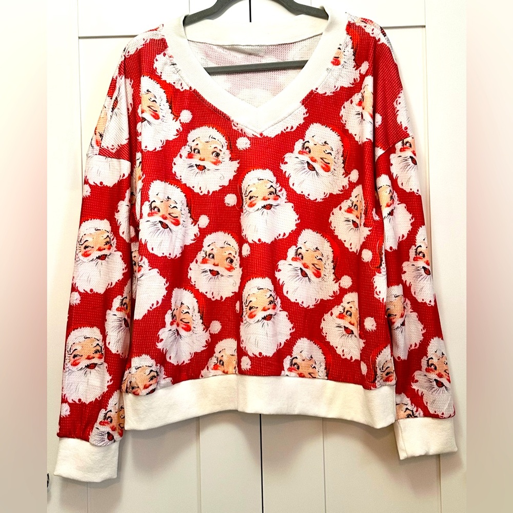 Santa Print Red and White Women's V Neck Waffle Material Sweatshirt Sz LG NEW!